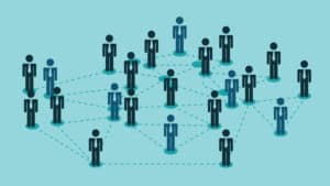 How to Build a Strong Professional Network While Still in College